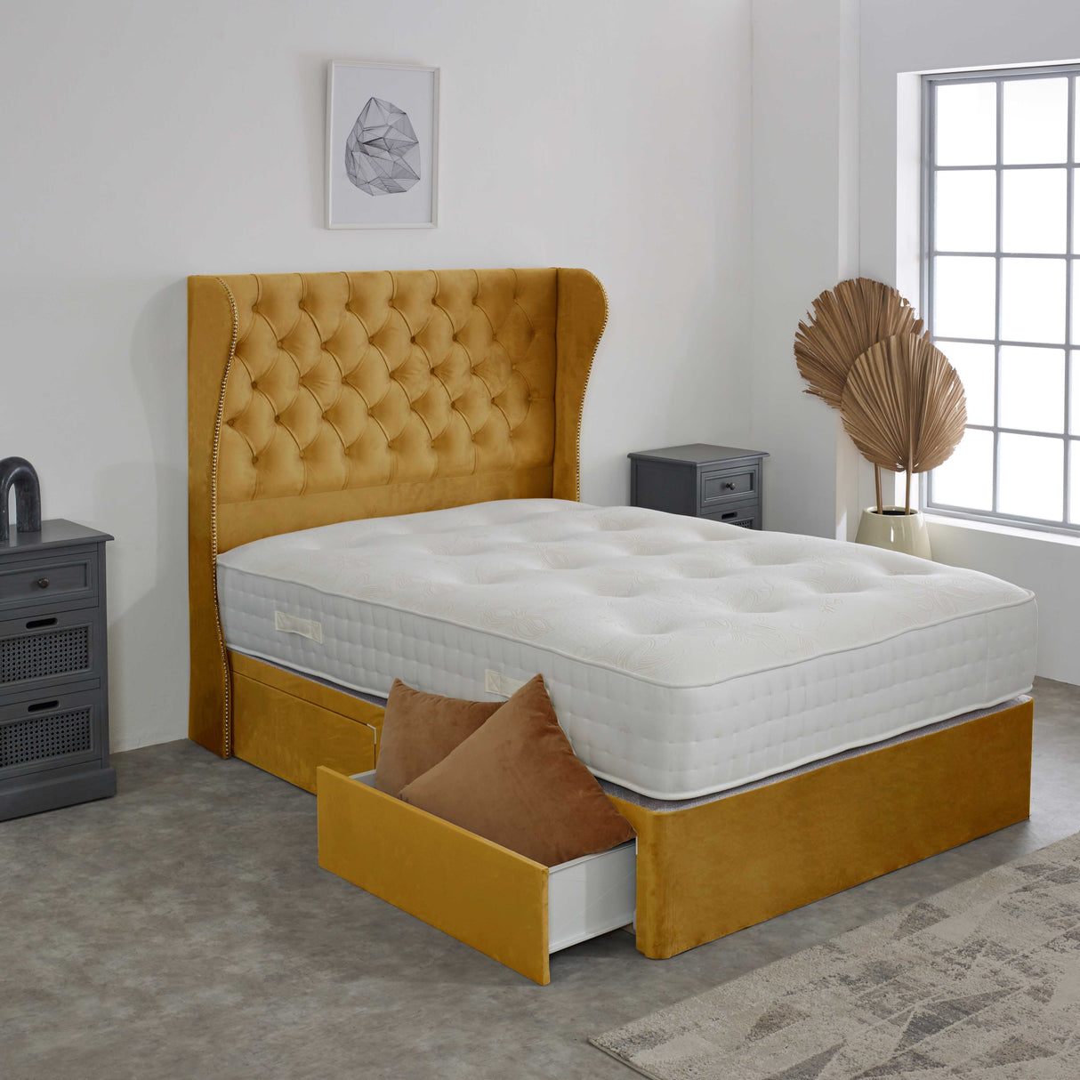 Chesterfield Curved Wing Divan Bed Set