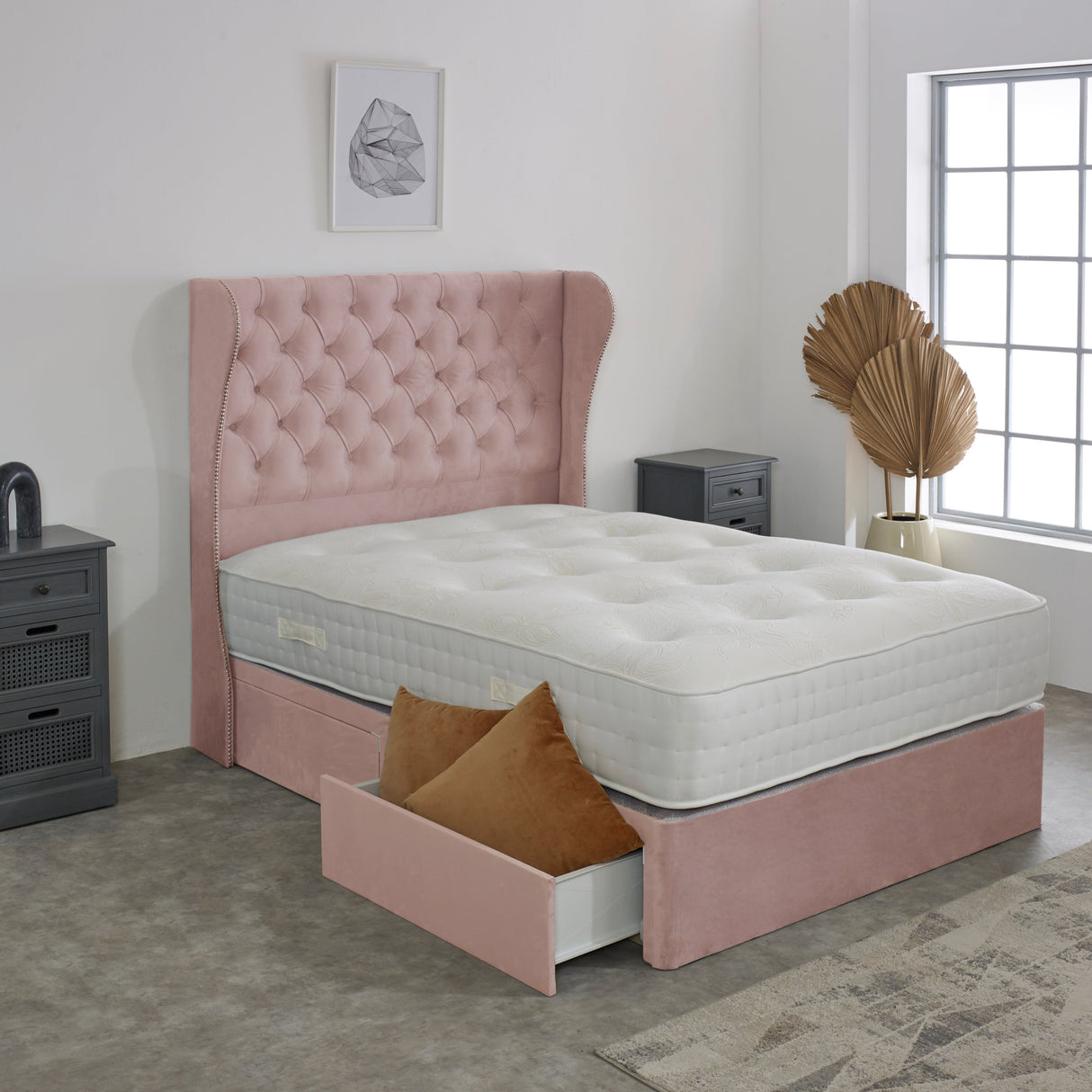 Chesterfield Curved Wing Divan Bed Set