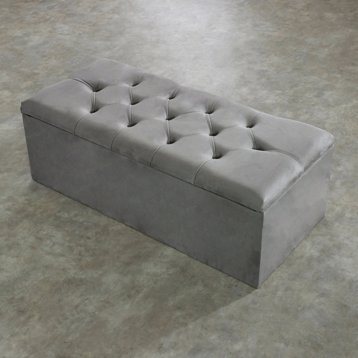 Chesterfield Blanket Box