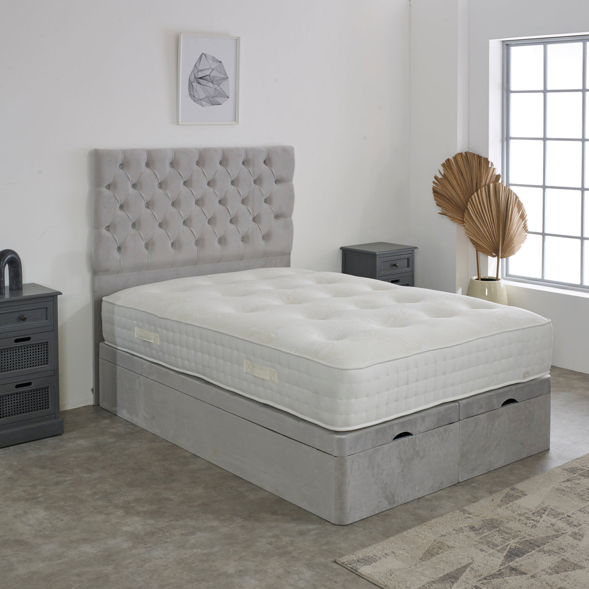 Grande Chesterfield Ottoman Storage Divan Bed 